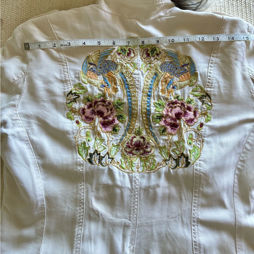 DA-NANG Embroidered Cream Jacket - Picture 7 of 8
